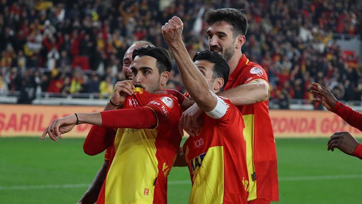 90+3 Ege’de Futbol | Göztepe lider sever