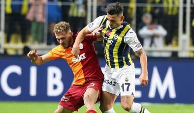 CANLI                         Galatasaray ve Fenerbahçe Süper Kupa’da karşı karşıya geliyor! Dev maçta ilk düdük geldi