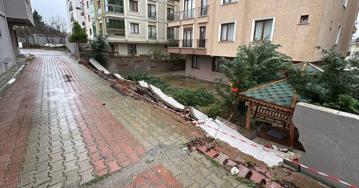 Çekmeköy’de apartmanın bahçesinin istinat duvarı yıkıldı
