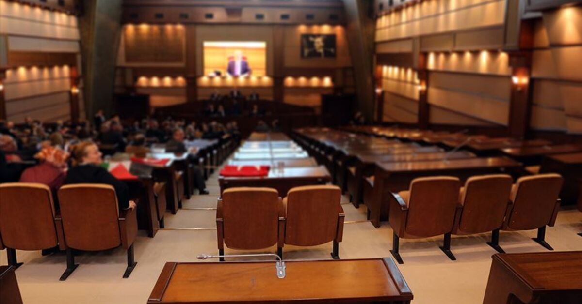İBB Meclisinde sivil toplum kuruluşlarına yapılan tahsisler iptal edildi